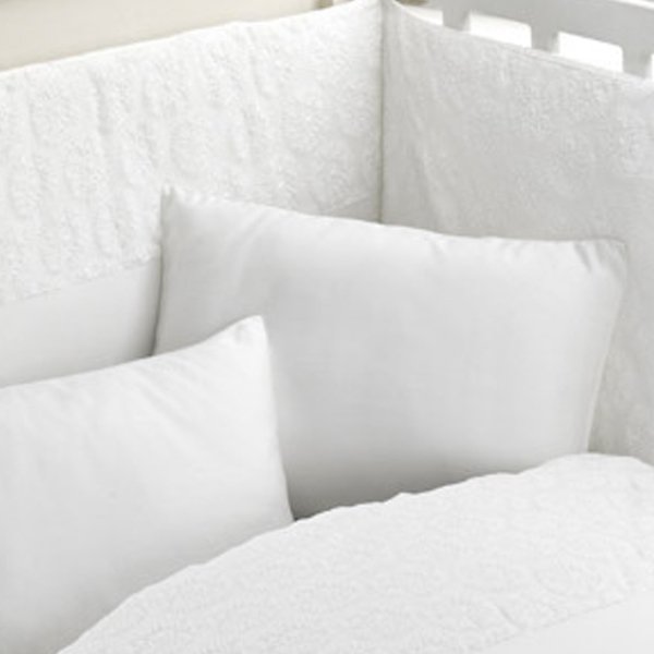Комплект постельного белья и спальных принадлежностей из 6 предметов серии Elitte  